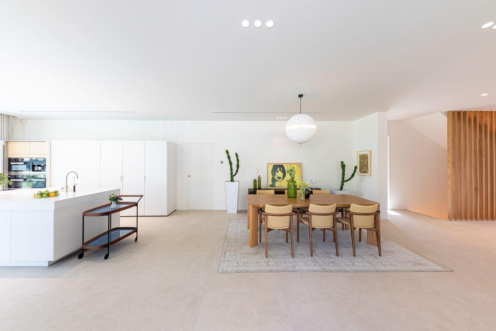 Modern Villa for Sale in luxury Area of Santa Ponsa