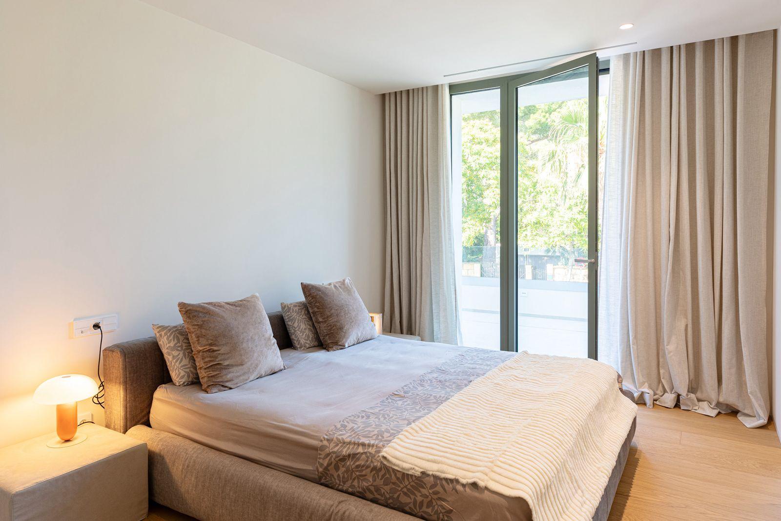 Modern Villa for Sale in luxury Area of Santa Ponsa