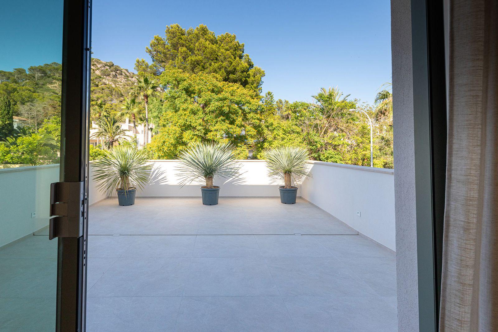 Modern Villa for Sale in luxury Area of Santa Ponsa