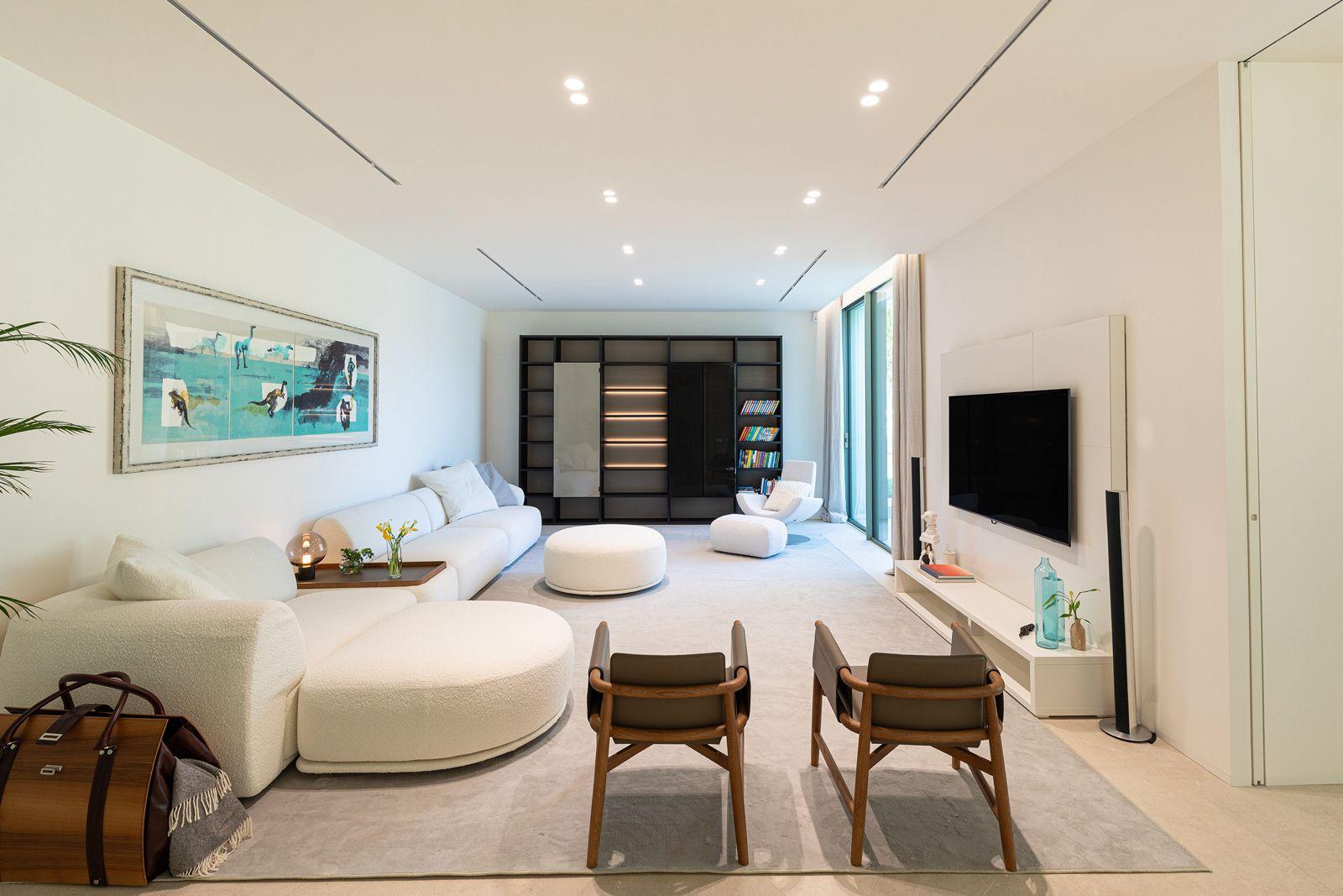 Modern Villa for Sale in luxury Area of Santa Ponsa