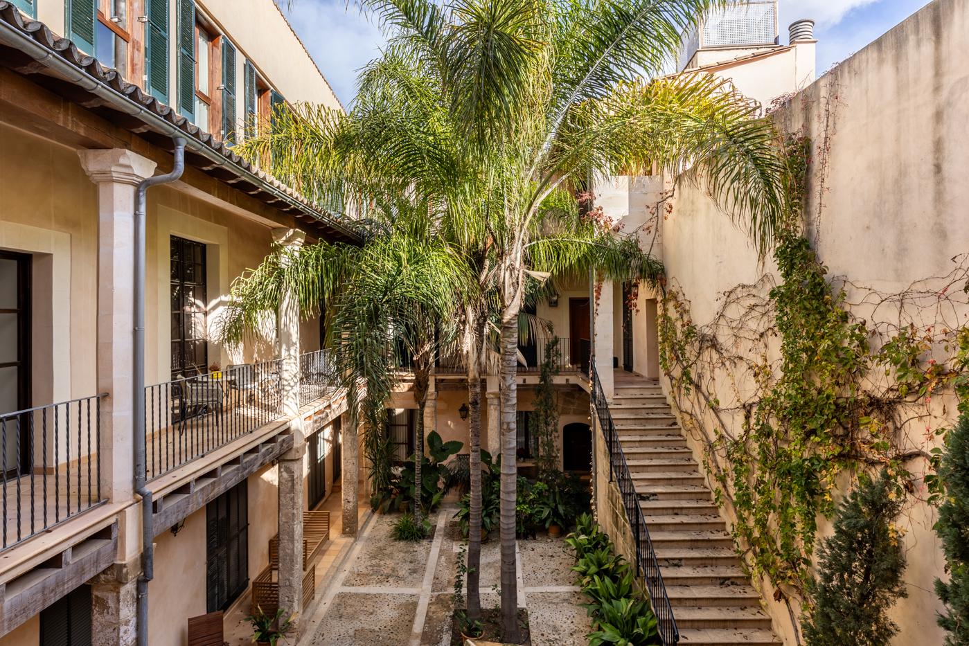 Casa reformada, lista para entrar a vivir, en venta en el centro de Palma.