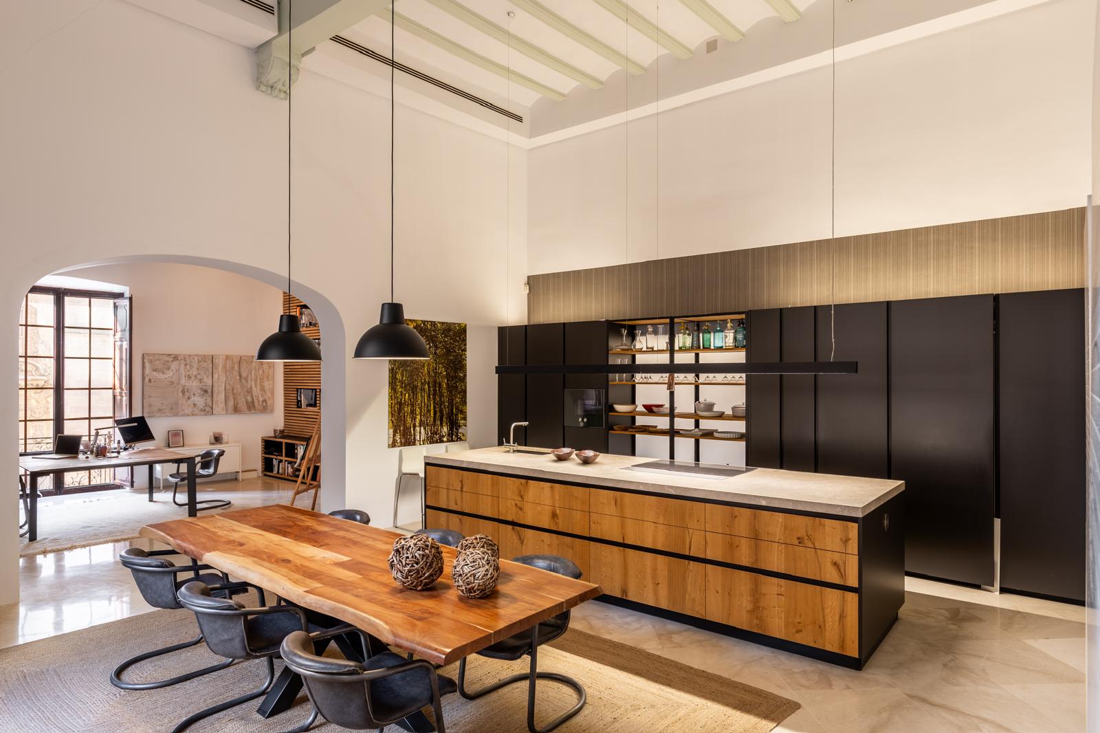 Casa reformada, lista para entrar a vivir, en venta en el centro de Palma.