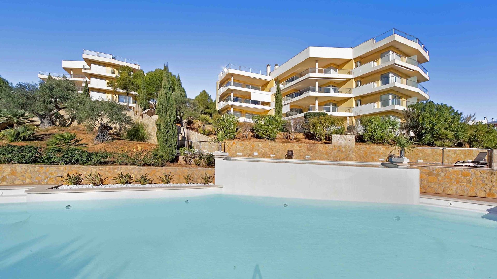 Luxury Garden Apartment for Sale in Sol de Mallorca