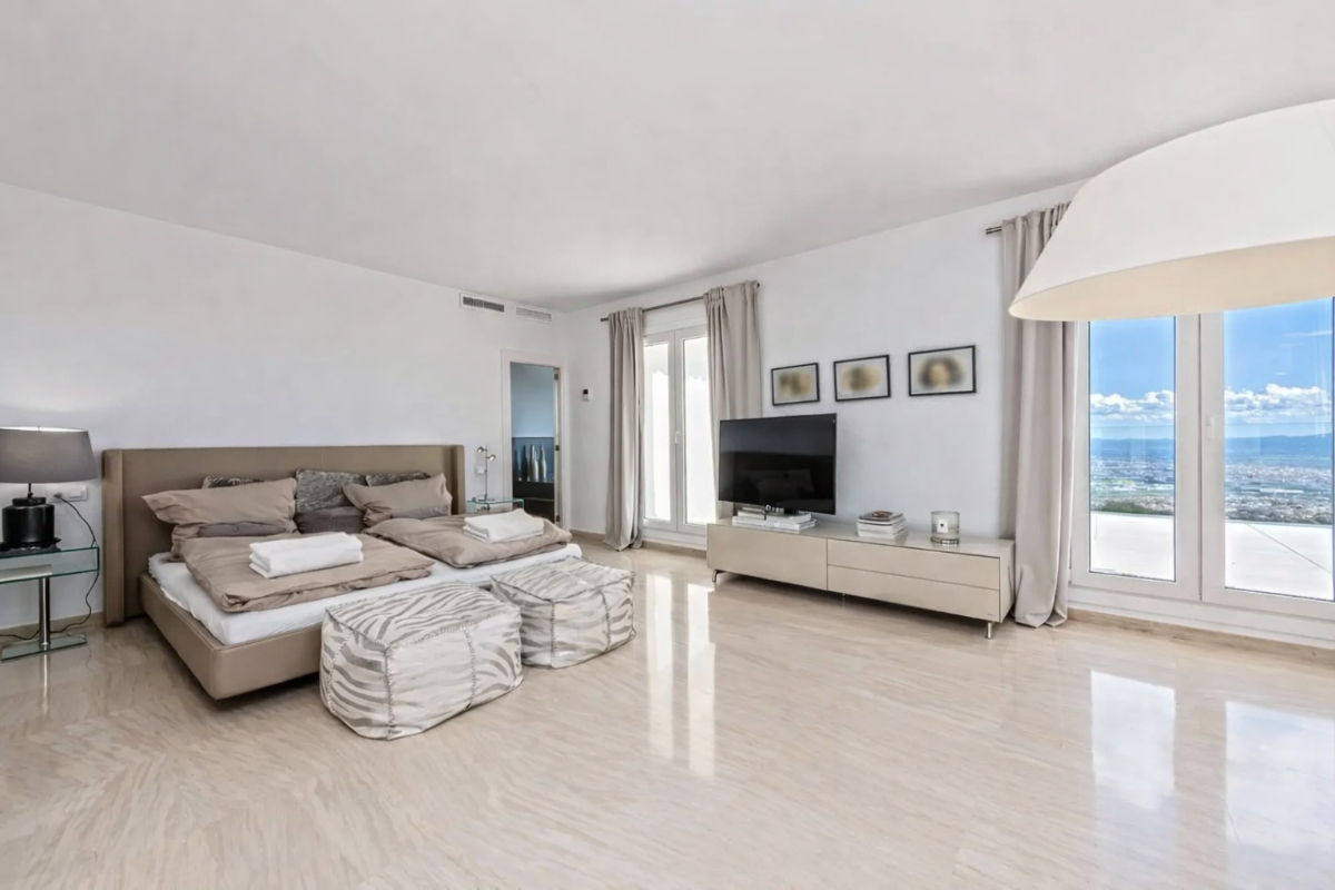 Exclusive Villa with Seaview for Sale in Son Vida