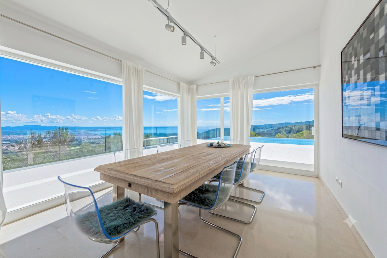Exclusive Villa with Seaview for Sale in Son Vida
