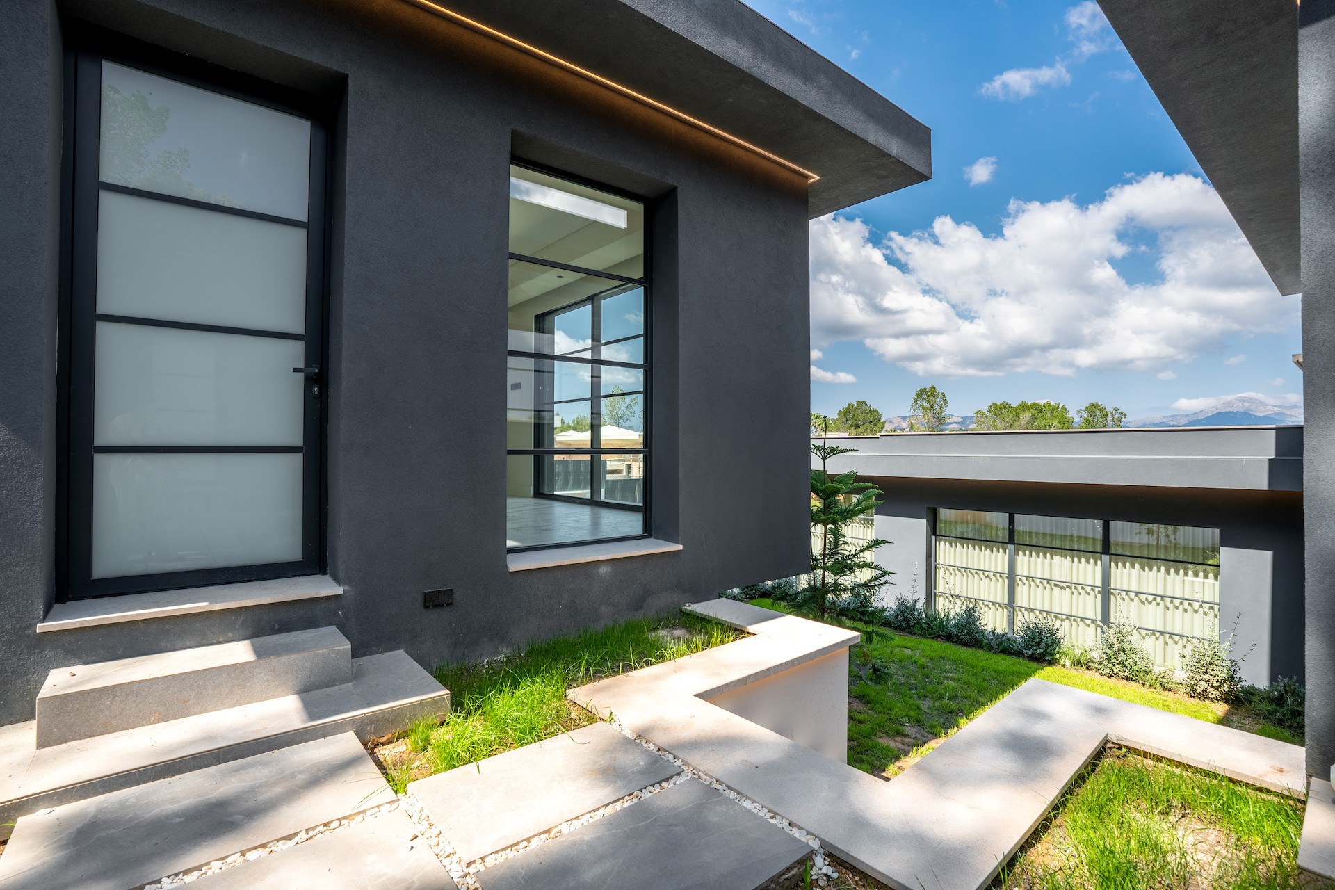 Ultra modern Villa for Sale in Santa Ponsa