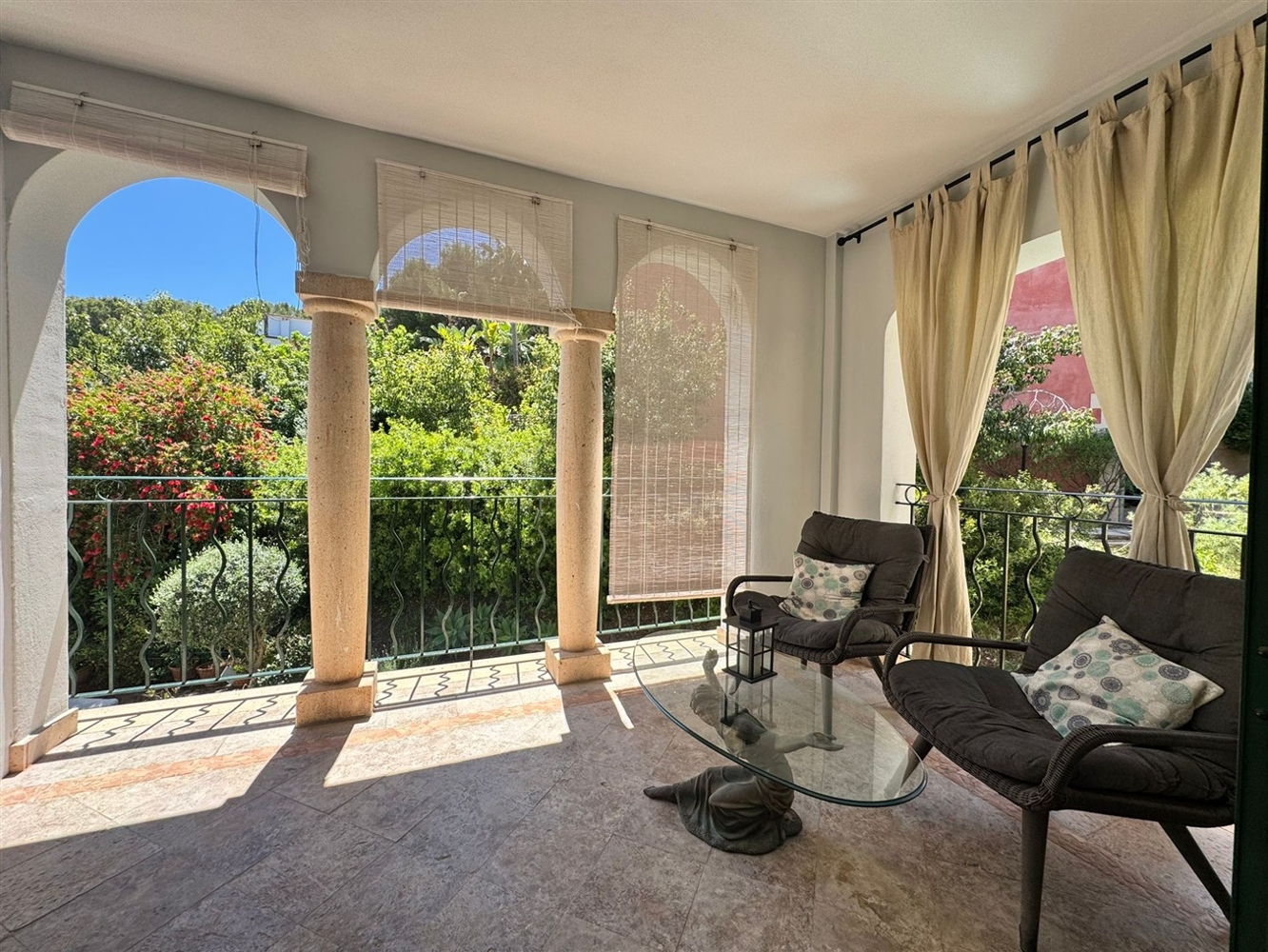 Townhouse for Sale in gated Community  in Santa Ponsa