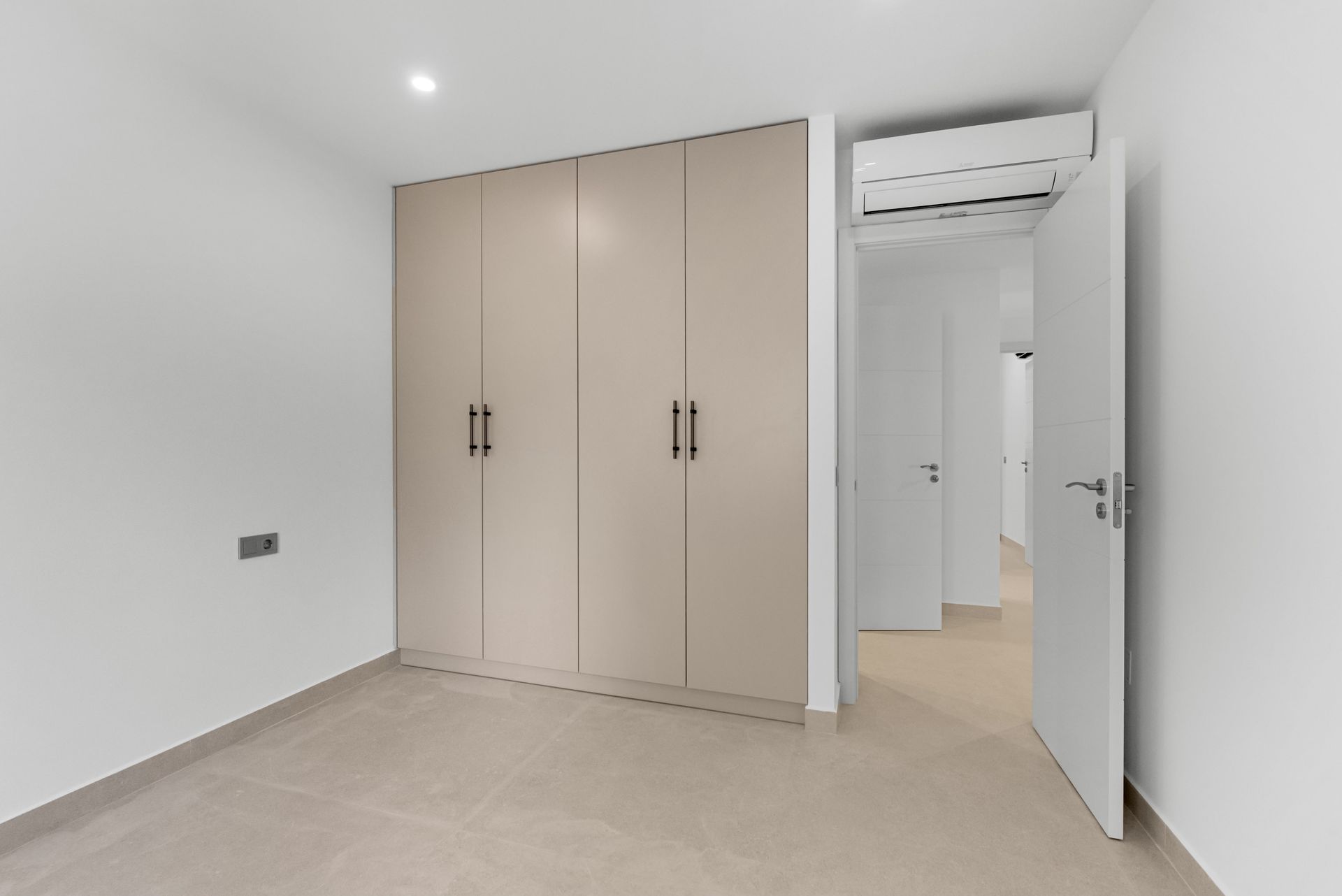 Modern bright Apartment for Sale in Portals Nous