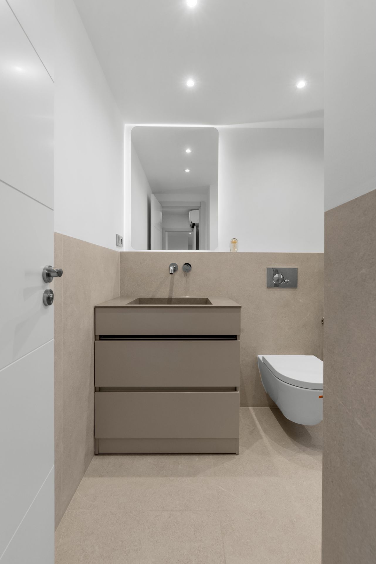 Modern bright Apartment for Sale in Portals Nous