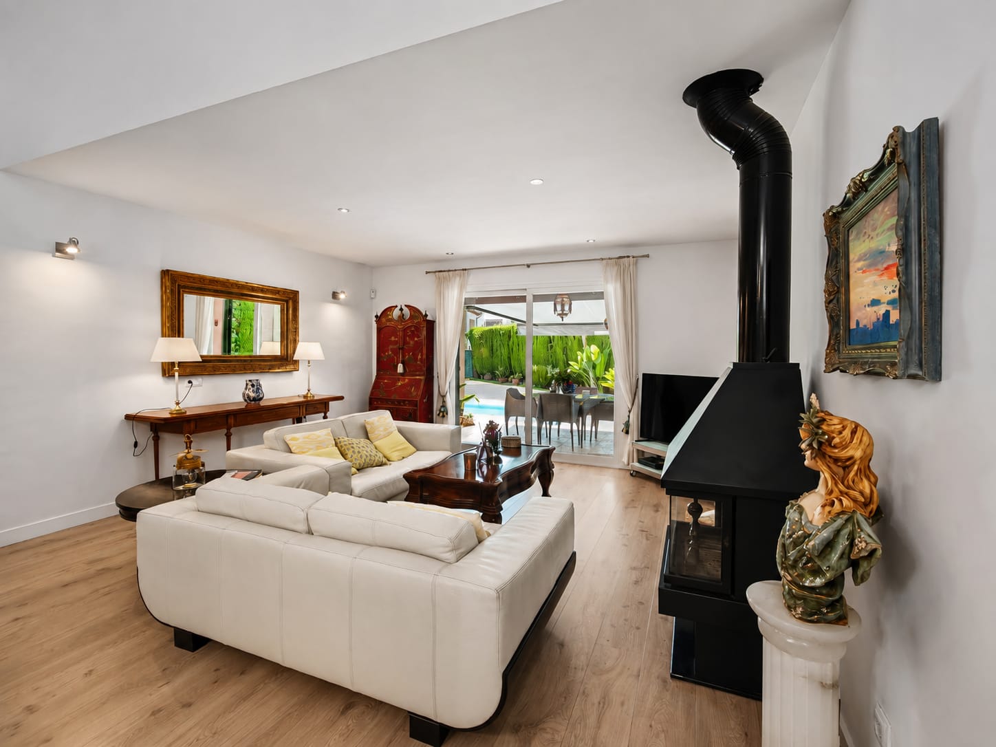 Semi-detached Villa for Sale in Calvia