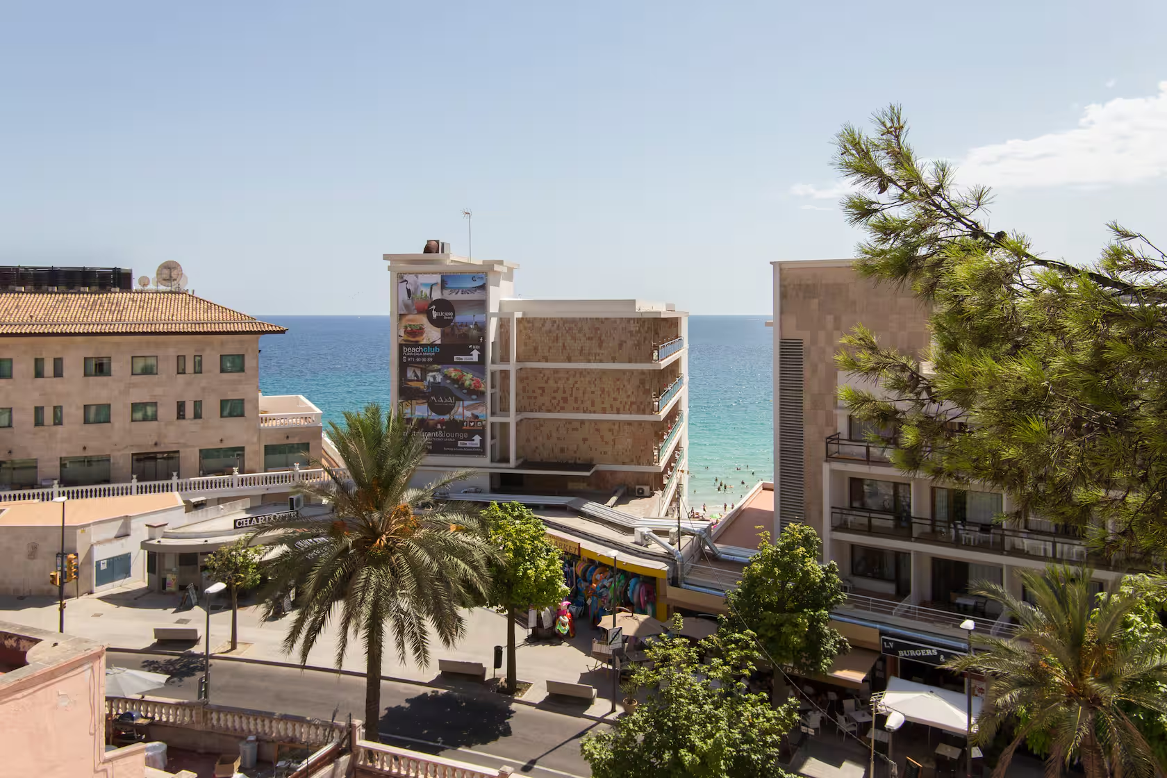 Recently Renovated House with Holiday Licence for Sale in Cala Mayor, Palma