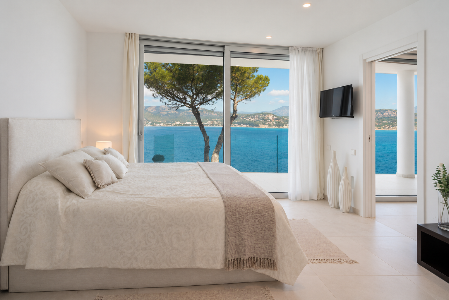 Seafront Villa for Sale in Santa Ponsa