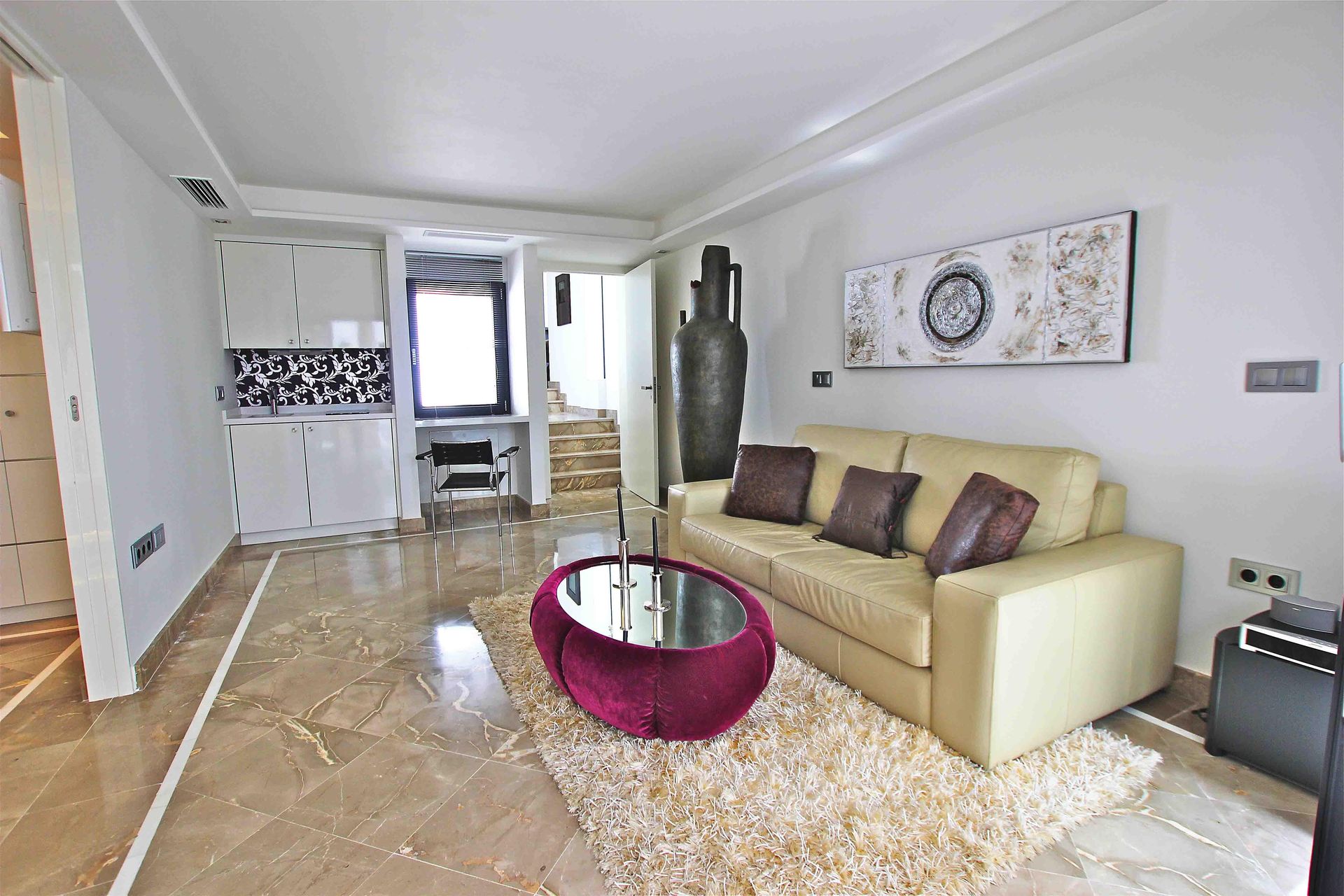 24-villa-in-erster-meeresline-santa-ponca-villa-in-first-sea-line-santa-ponca-chalet-en-primera-linea-de-mar.jpg