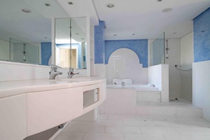 006-Villa-in-Son-Vida-chalet-en-Son-Vida-scaled.jpg