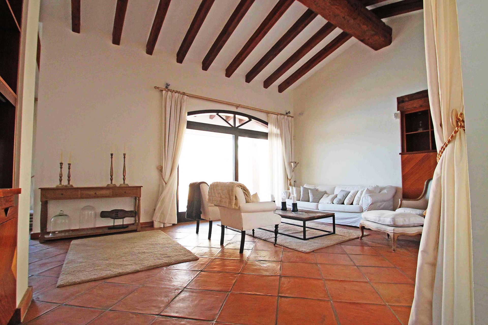 7-Herrenhaus-in-Genova-manor-house-in-Genova-Casa-señorial-en-Genvoa.jpg