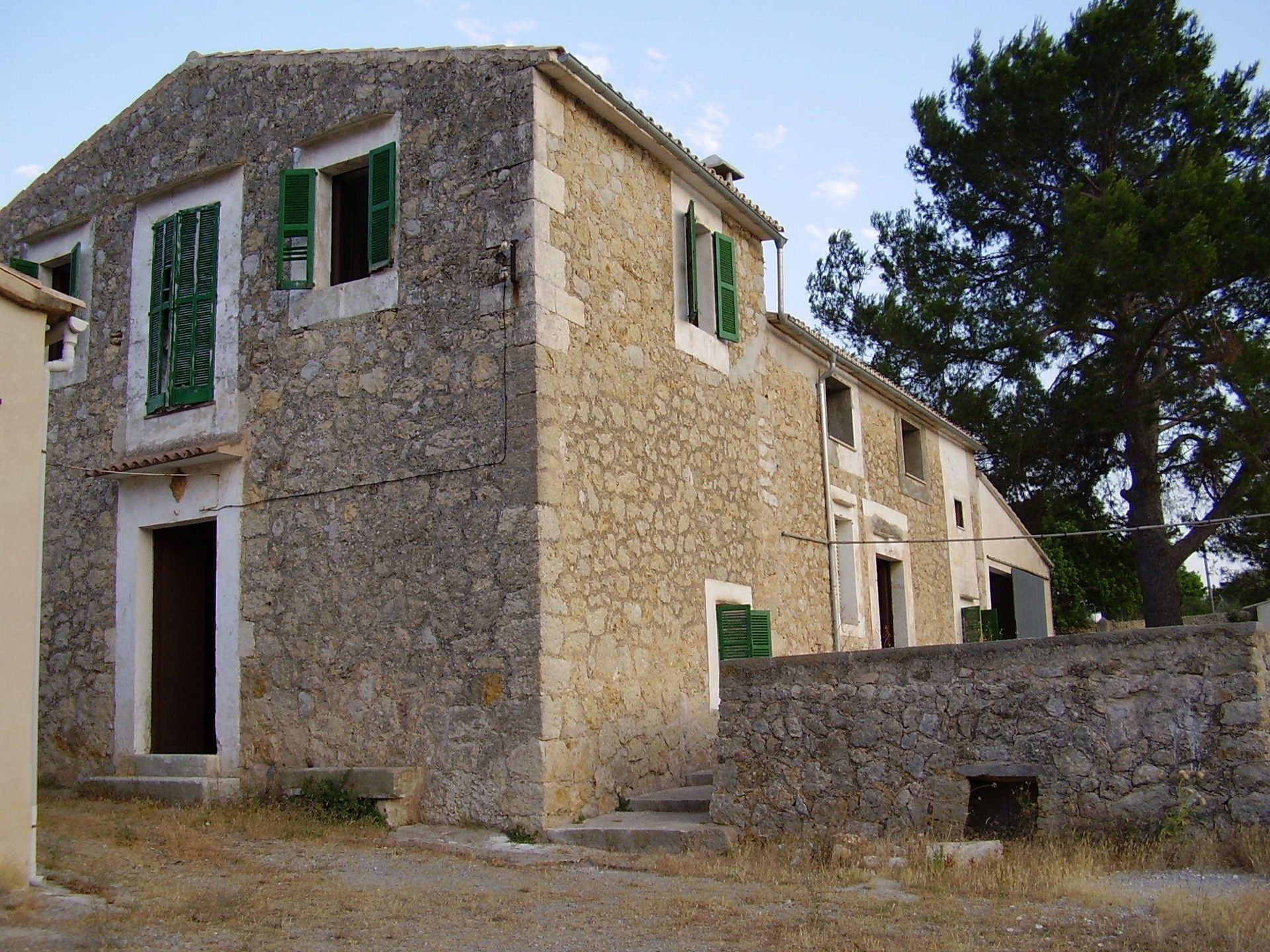 25-luxus-reihenhaus-in-santa-ponsa-mit-meerblick-luxury-town-house-in-santa-ponsa-mar-del-sur-wit-sea-views-lujosa-casa-adosada-con-vistas-al-mar.jpg