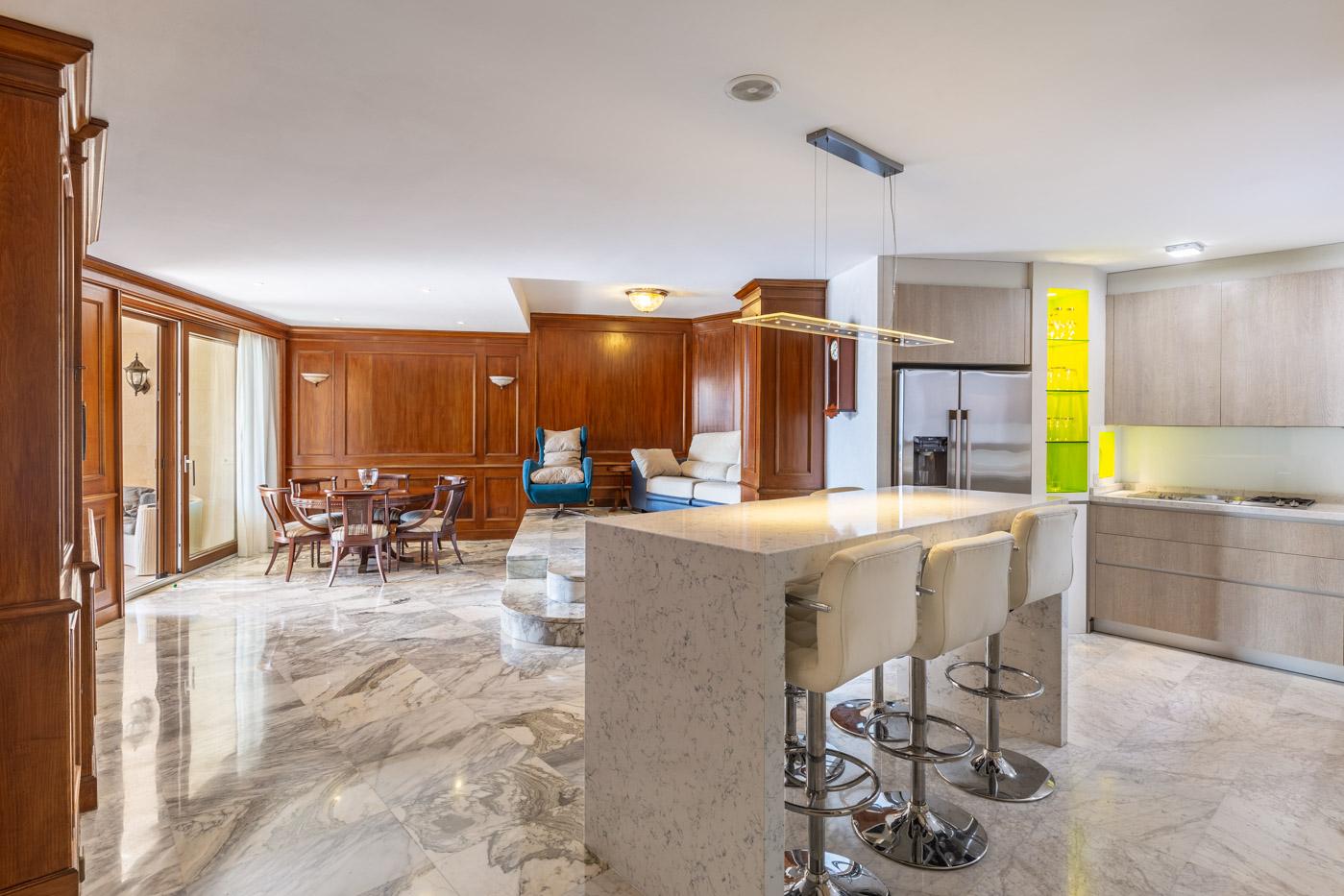 22-luxus-reihenhaus-in-santa-ponsa-mit-meerblick-luxury-town-house-in-santa-ponsa-mar-del-sur-wit-sea-views-lujosa-casa-adosada-con-vistas-al-mar.jpg