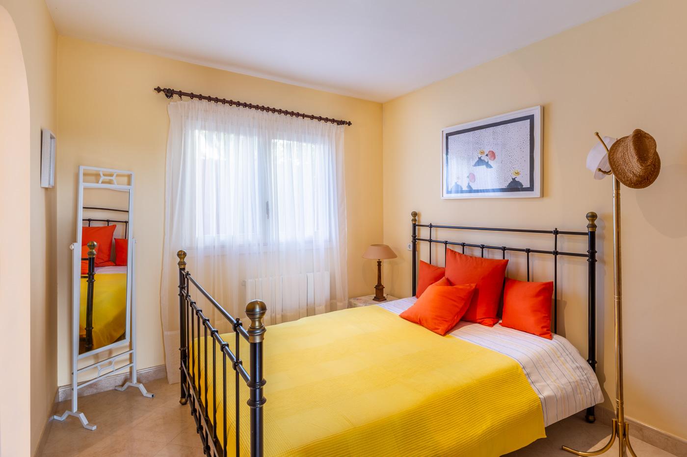 09-apartment-paseo-maritimo-mallorca-kaufen-buy-apartment-paseo-.jpg
