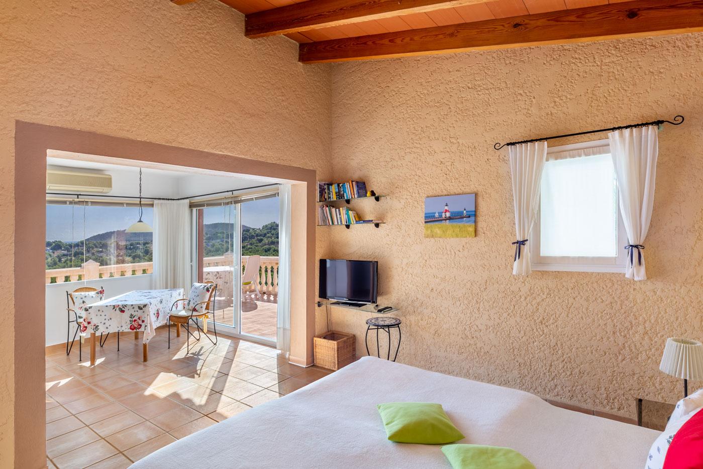 06-apartment-paseo-maritimo-mallorca-kaufen-buy-apartment-paseo-.jpg