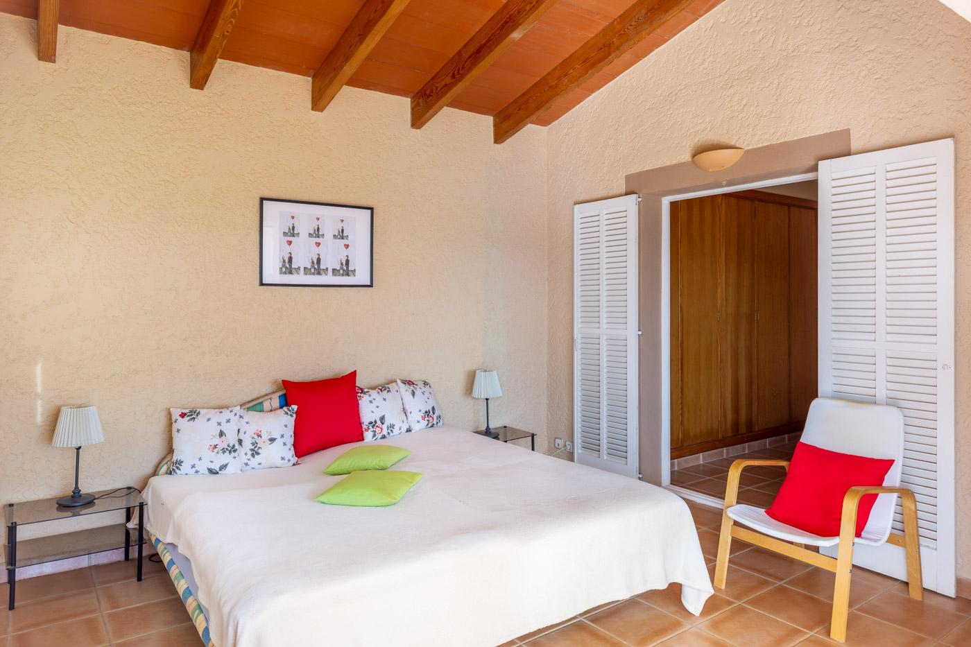 08-apartment-paseo-maritimo-mallorca-kaufen-buy-apartment-paseo-.jpg