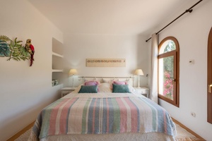 8-VILLA-IN-SANTA-PONSA-CHALET-EN-SANTA-PONSA.jpg