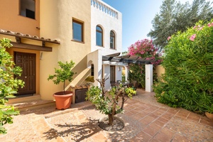 20-VILLA-IN-SANTA-PONSA-CHALET-EN-SANTA-PONSA.jpg
