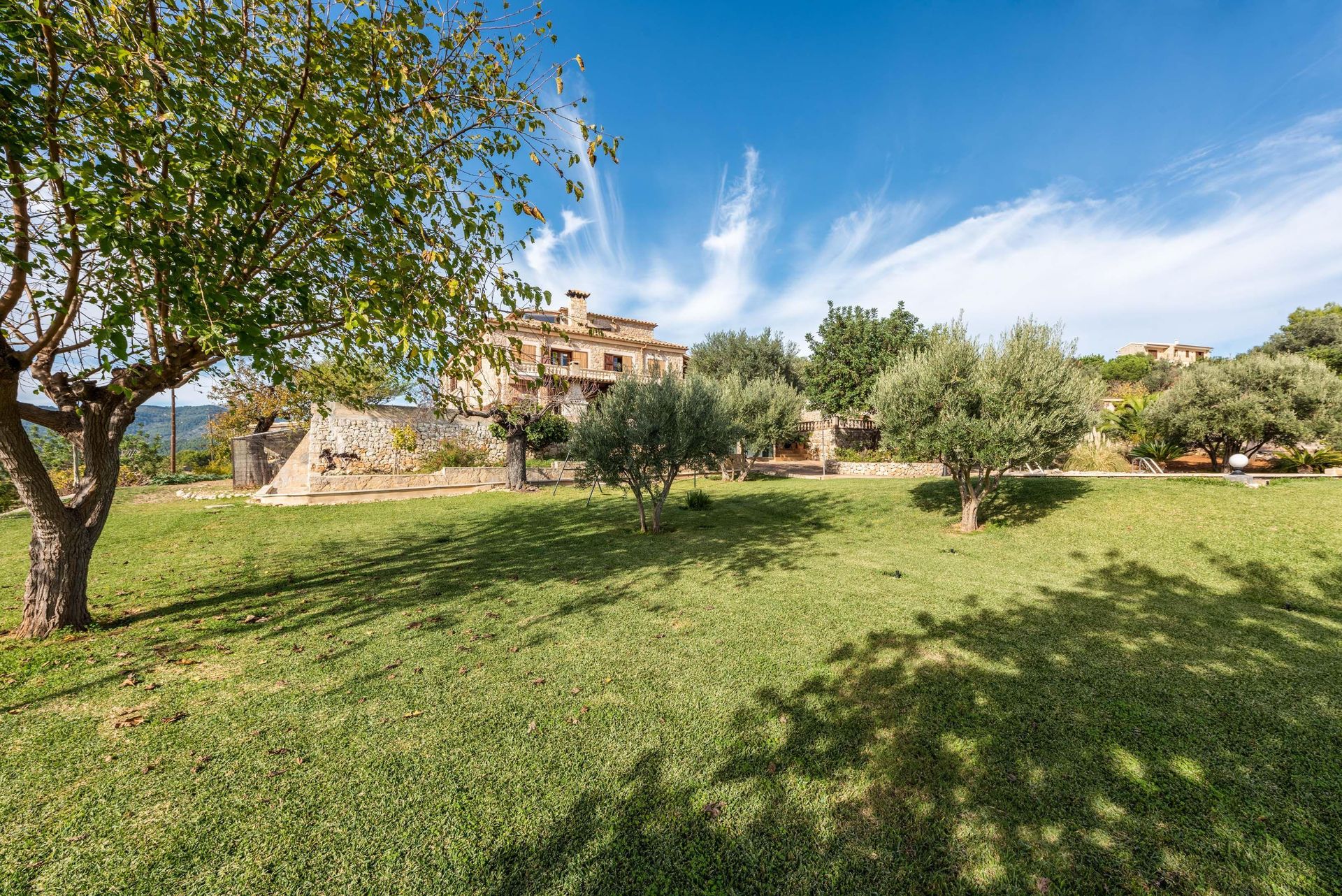 31-luxus-villa-son-vida-kaufen-buy-luxury-villa-son-vida-palma-comprar-chalet-en-son-vida.jpg