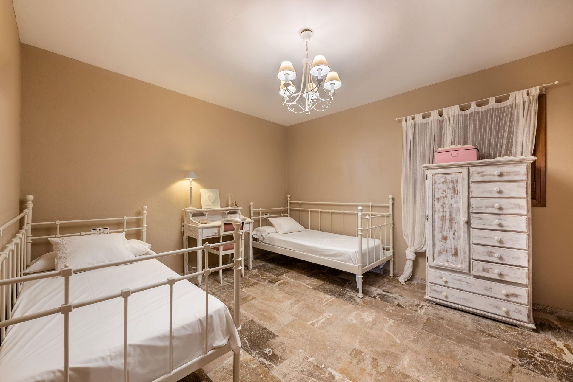 13-luxus-villa-son-vida-kaufen-buy-luxury-villa-son-vida-palma-comprar-chalet-en-son-vida-scaled.jpg