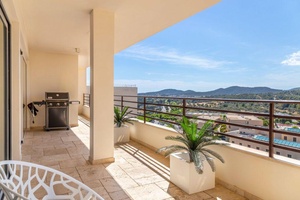 0016-luxus-reihenhaus-in-santa-ponsa-mit-meerblick-luxury-town-house-in-santa-ponsa-with-sea-views-casa-adosada-con-vistas-al-mar-en-santa-ponsa (1).jpg