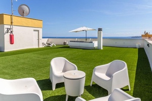 017-luxus-reihenhaus-in-santa-ponsa-mit-meerblick-luxury-town-house-in-santa-ponsa-with-sea-views-casa-adosada-con-vistas-al-mar-en-santa-ponsa (1).jpg