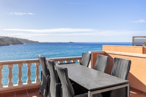 Mallorca_apartment for sale_Santa Ponsa_SeaFront_SeaViews_1.jpeg