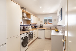 Mallorca_apartment for sale_Santa Ponsa_SeaFront_SeaViews_10.jpeg