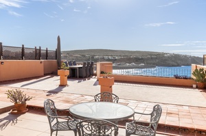 Mallorca_apartment for sale_Santa Ponsa_SeaFront_SeaViews_15.jpeg