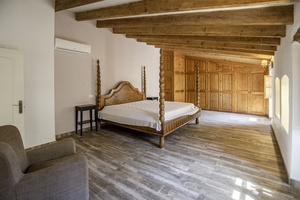 Master-bedroom (1).jpg