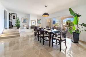 Mallorca_villa_Andratx_Sale_sell_Dining-room-2.jpg