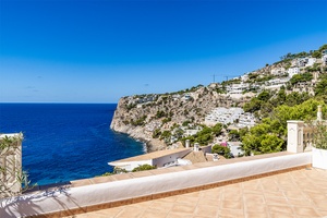 Mallorca_villa_Andratx_Sale_sell_Views-from-pool-terrace.jpg