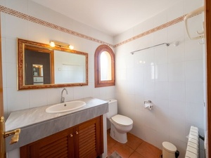 Mallorca_villa_for_sale_costa_de_la_calma_05.jpg