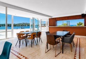 Mallorca_seafront_Restaurant_SantaPonsa_13.jpg