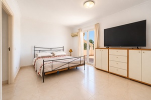 Mallorca_Villaforsale_SantaPonsa5.jpg