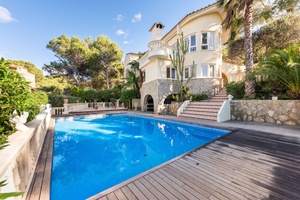 Mallorca villa for sale with sea views in Costa de la Calma