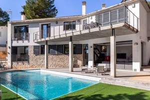Moderne Villa in Costa de la Calma in beliebter Gegend