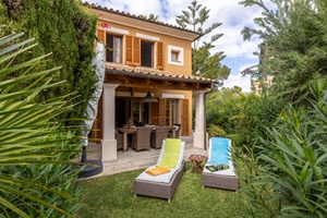 Mallorca Stunning Townhouse for Sale in Santa Ponsa