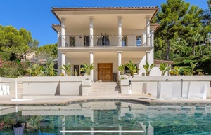 Mallorca Fully Renovated Villa for Sale with Guest Apartment, Large Pool & Garden