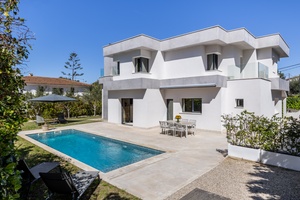 Mallorca Villa for Sale in Santa Ponsa
