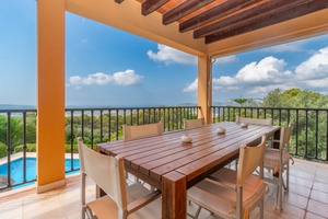 Mallorca Villa with Sea View for Sale in Calvia