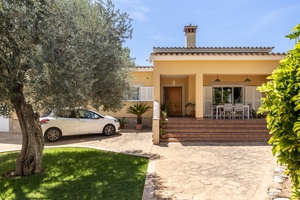 Mallorca House with Holliday rental Licence for Sale in Santa Ponsa