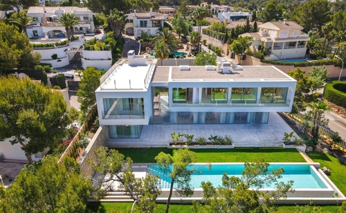 Spectacular modern style villa Santa Ponsa
