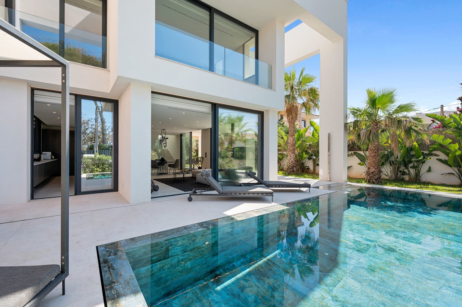 Luxury new villa for sale in El Toro