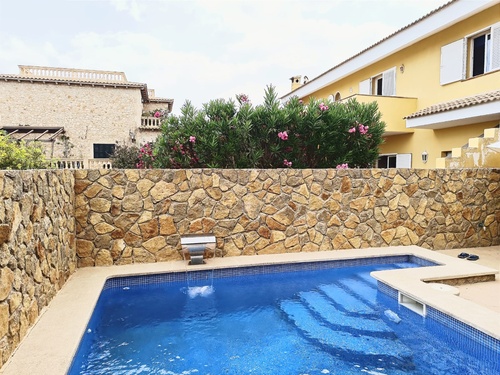 Таун-Хаус в Sa Torre с частичным Видом на Море