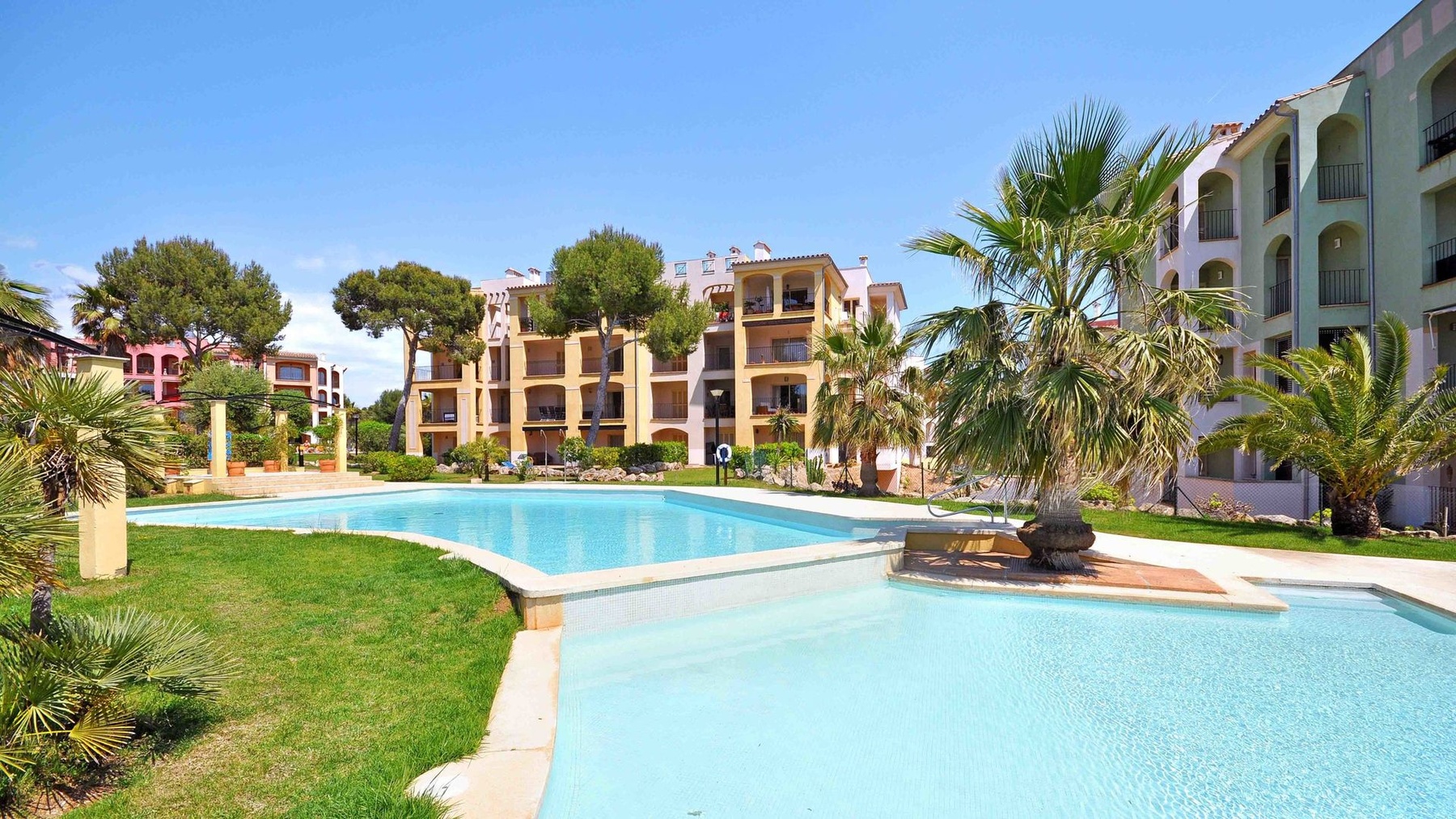 Duplex- Garden Apartment for sale in Nova Santa Ponsa